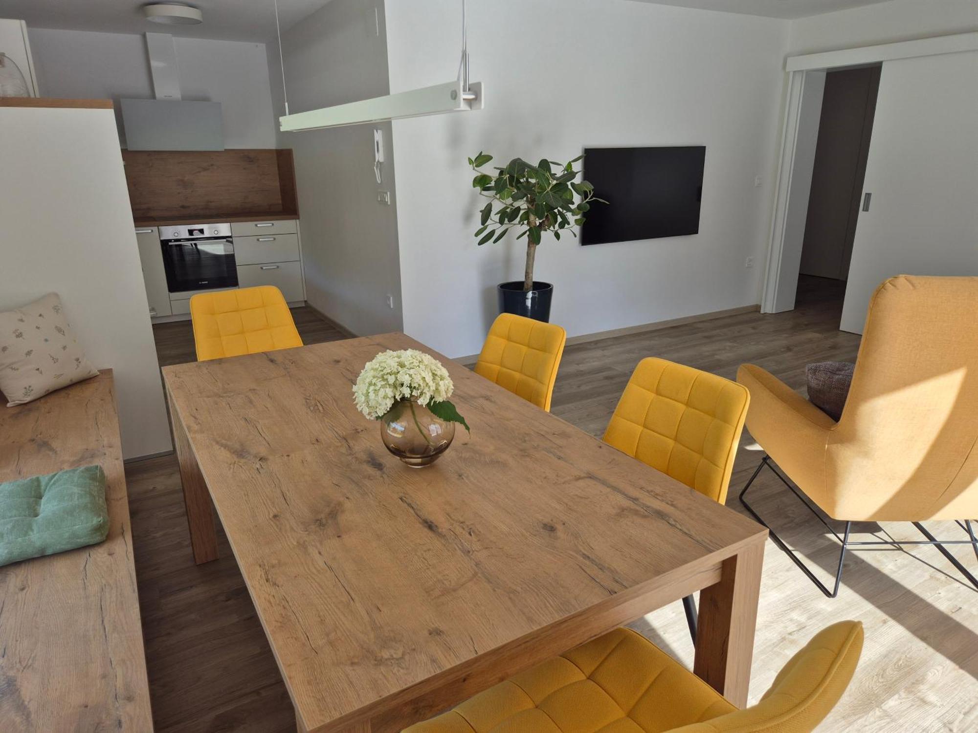 Hisa Oblak Apartment กอซด์มาร์ทูลเย็ก ภายนอก รูปภาพ