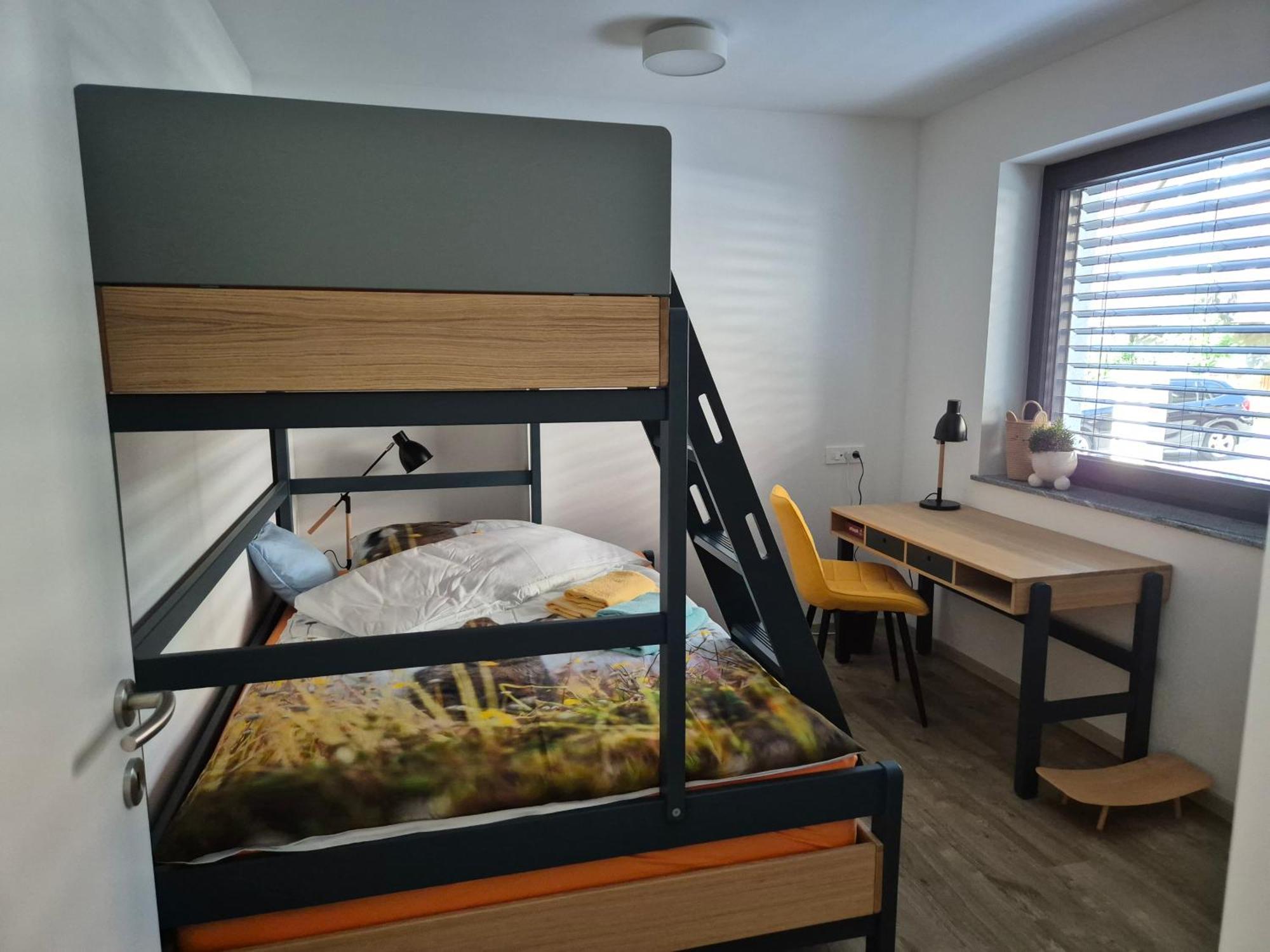 Hisa Oblak Apartment กอซด์มาร์ทูลเย็ก ภายนอก รูปภาพ